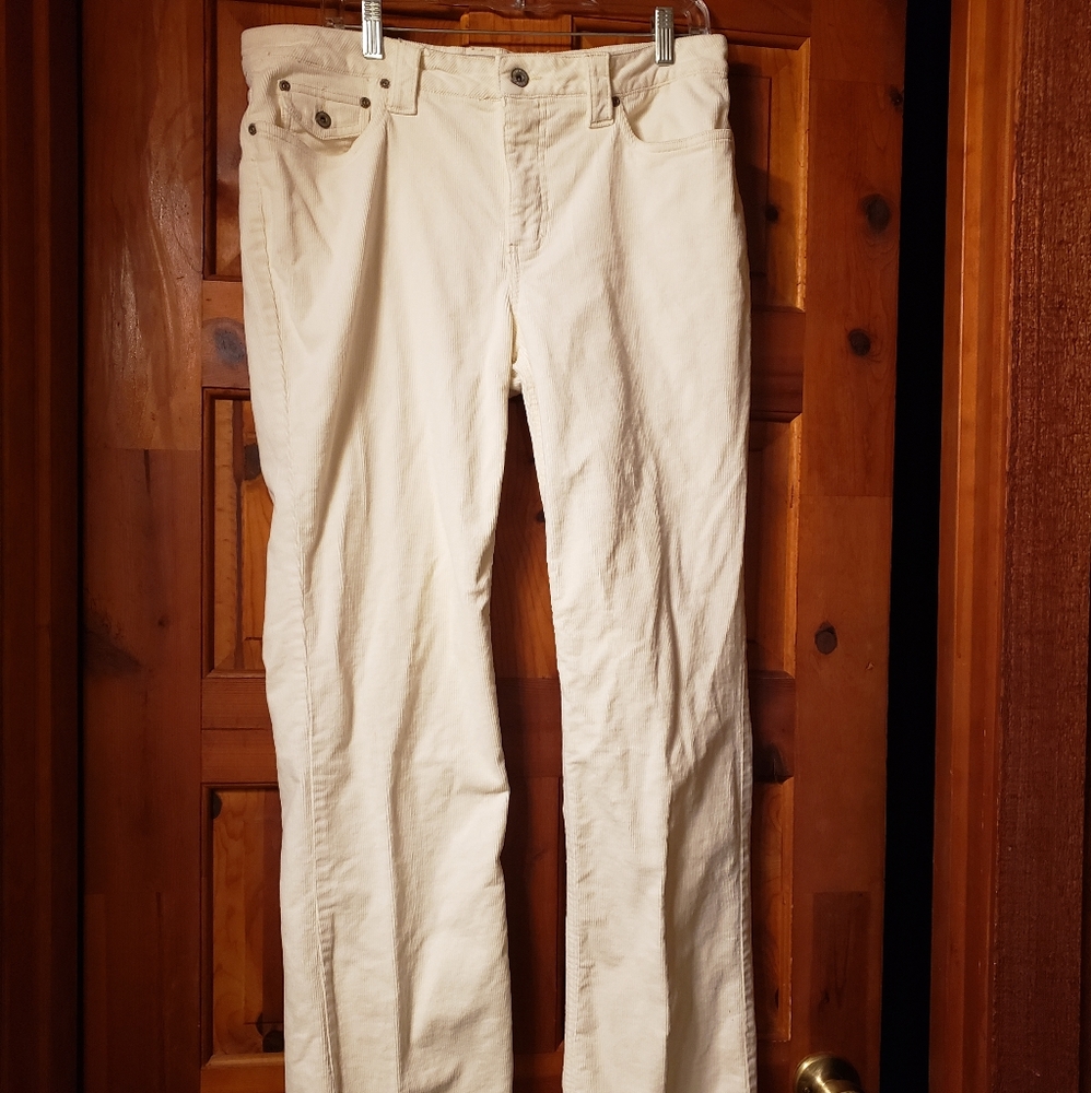💙3/25💙White sz14 Faded Glory Corduroy Jeans